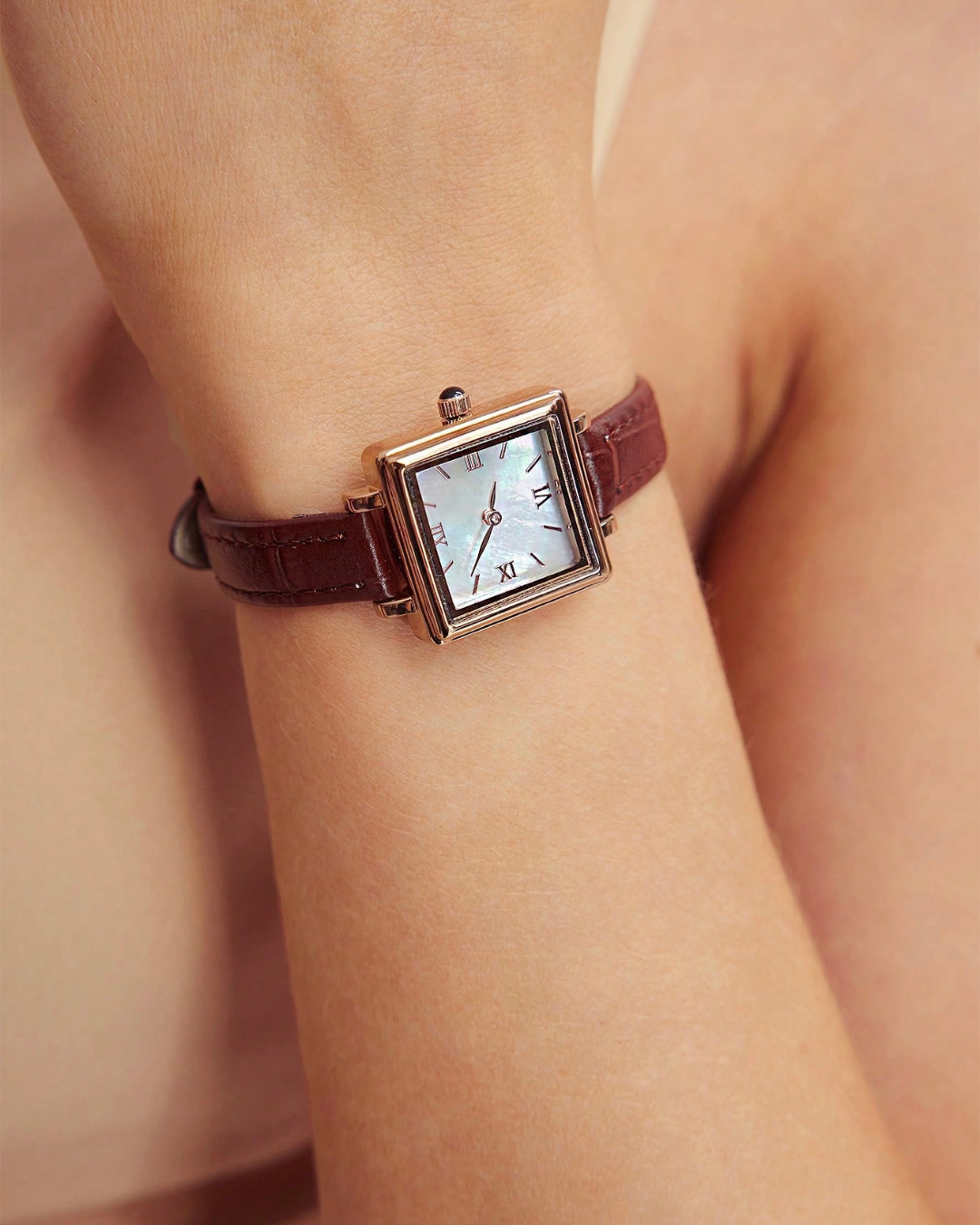 Cube Mother of Pearl Watch